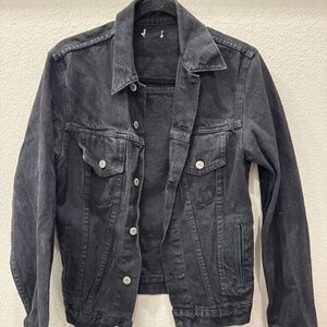 Brandy Melville John Galt Black Denim Jacket Cropped Trucker Style